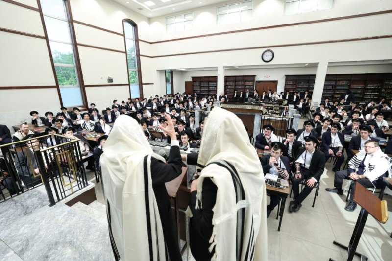 שמוליק קורלנסקי