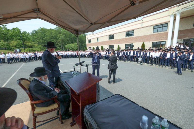 שמוליק קורלנסקי