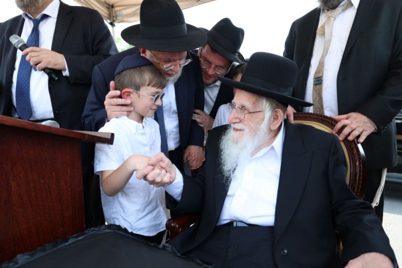 שמוליק קורלנסקי