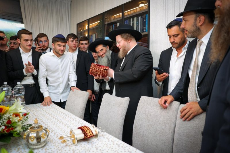 יעקב נחומי, דניאל נפוסי ופנחס עמנואל