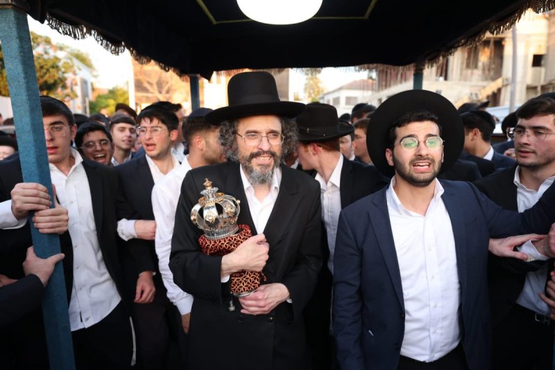 יעקב נחומי, דניאל נפוסי ופנחס עמנואל