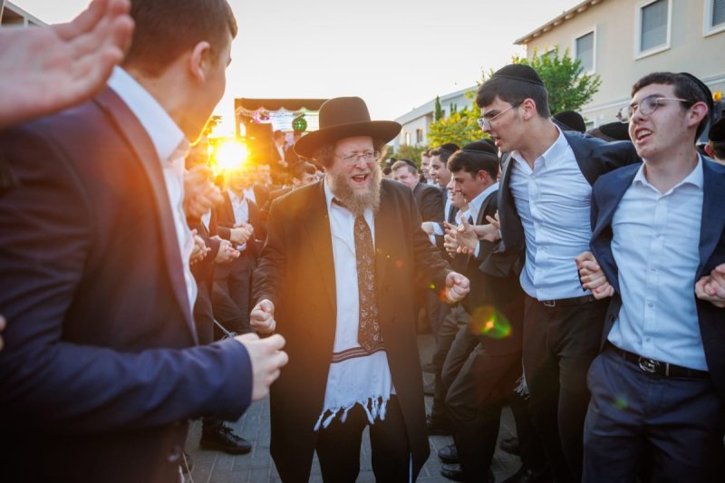 יעקב נחומי, דניאל נפוסי ופנחס עמנואל