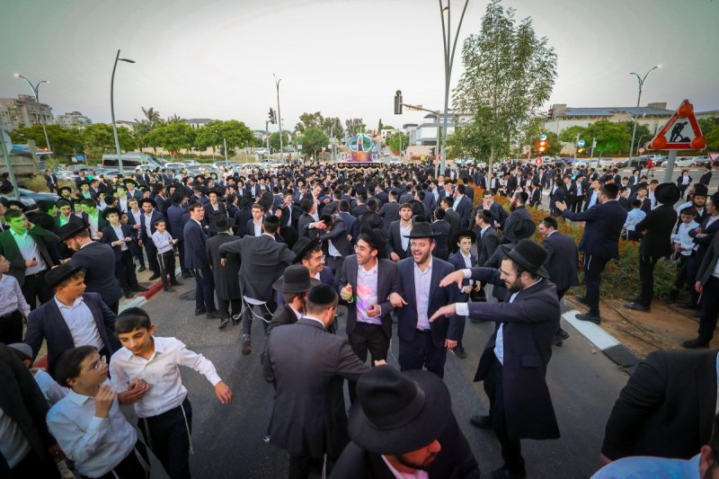 יעקב נחומי, דניאל נפוסי ופנחס עמנואל