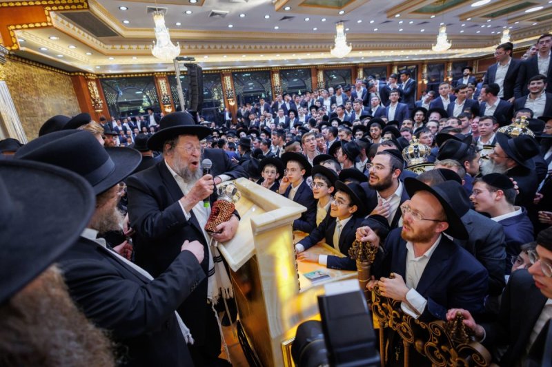 יעקב נחומי, דניאל נפוסי ופנחס עמנואל