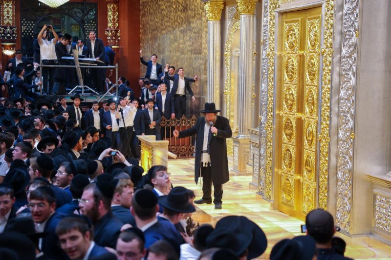 יעקב נחומי, דניאל נפוסי ופנחס עמנואל