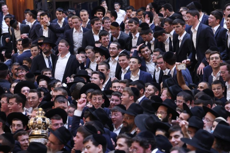 יעקב נחומי, דניאל נפוסי ופנחס עמנואל