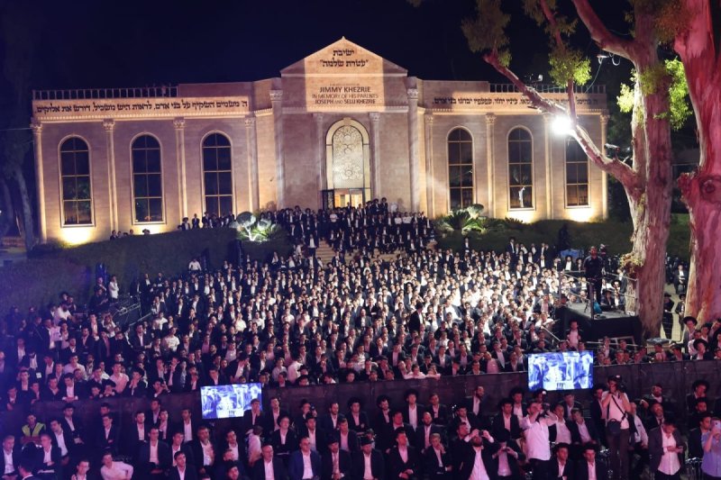 יעקב נחומי, דניאל נפוסי ופנחס עמנואל