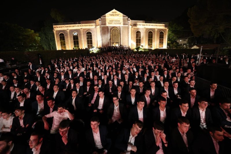 יעקב נחומי, דניאל נפוסי ופנחס עמנואל