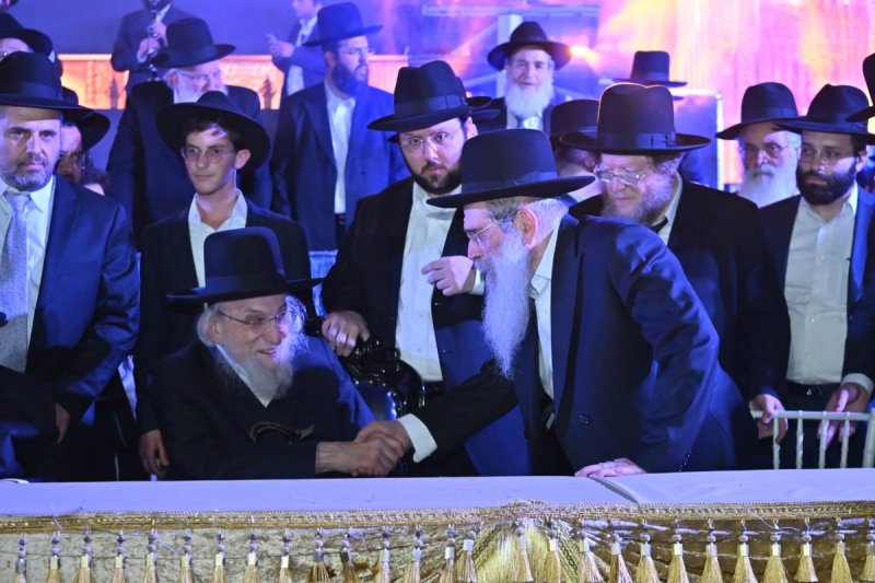 יעקב נחומי, דניאל נפוסי ופנחס עמנואל