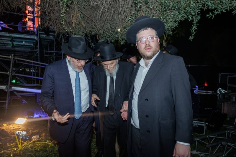 יעקב נחומי, דניאל נפוסי ופנחס עמנואל