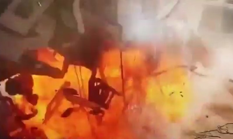 דרמה בנמל בטורקיה: יאכטה התפוצצה שניות לאחר שאדם עלה עליה – ונחלץ ללא פגע