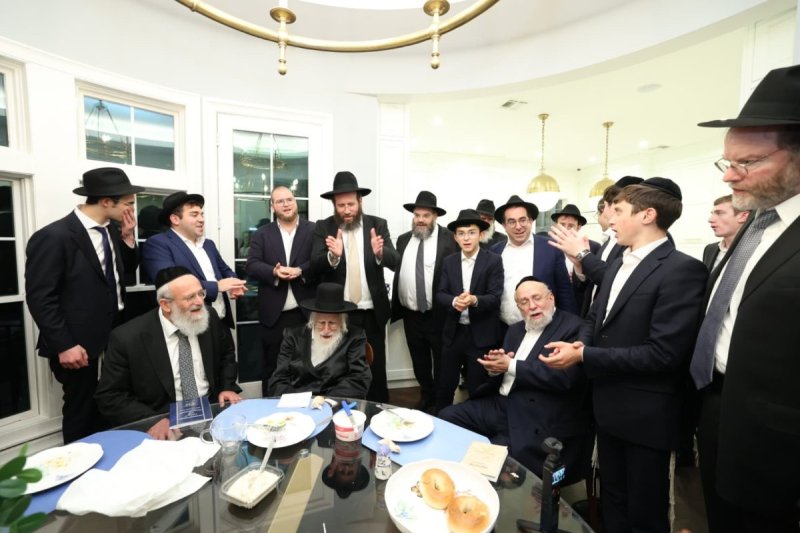 שמוליק קורלנסקי