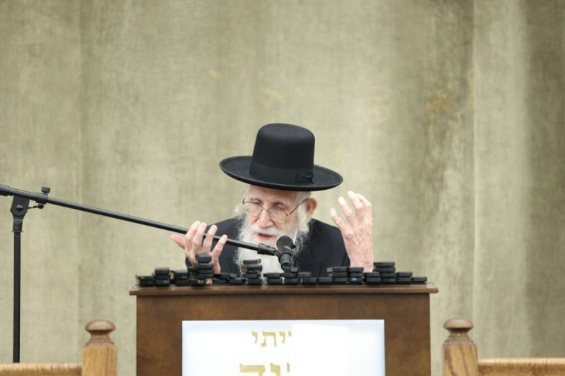 שמוליק קורלנסקי