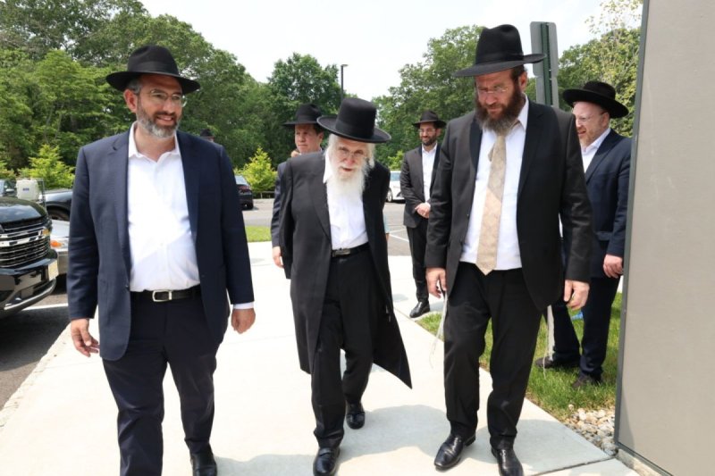 שמוליק קורלנסקי