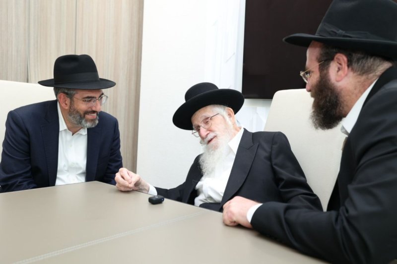 שמוליק קורלנסקי