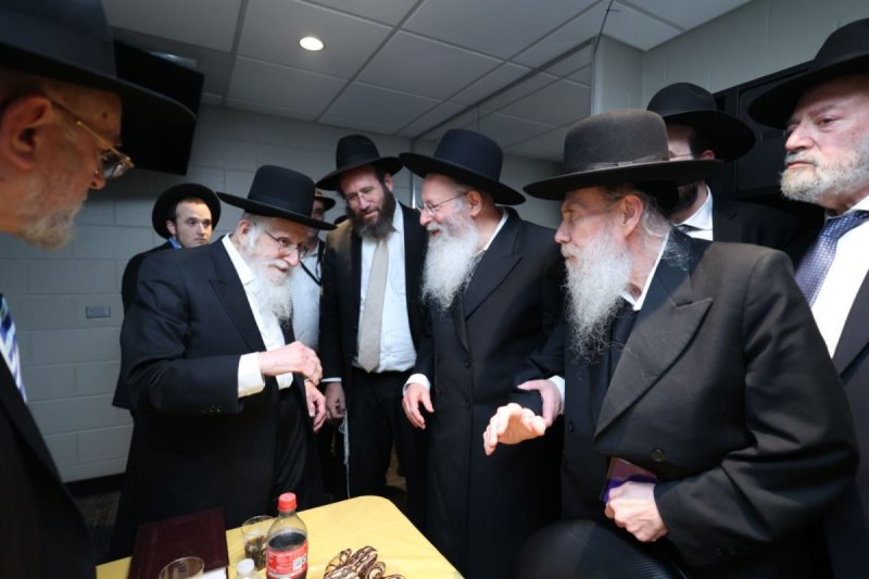 שמוליק קורלנסקי