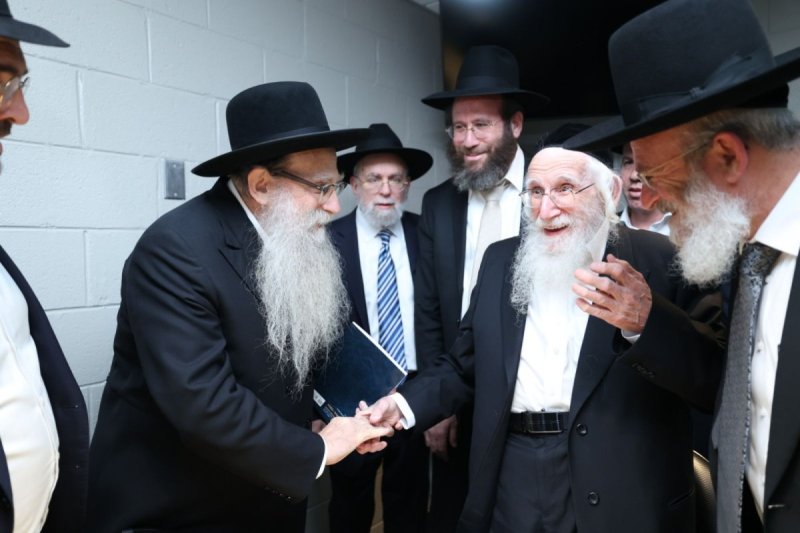 שמוליק קורלנסקי