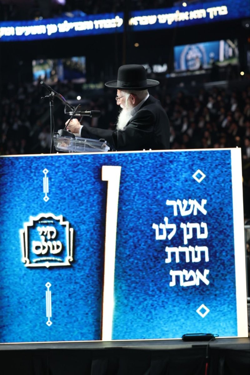 שמוליק קורלנסקי