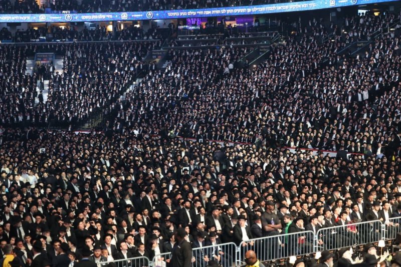 שמוליק קורלנסקי