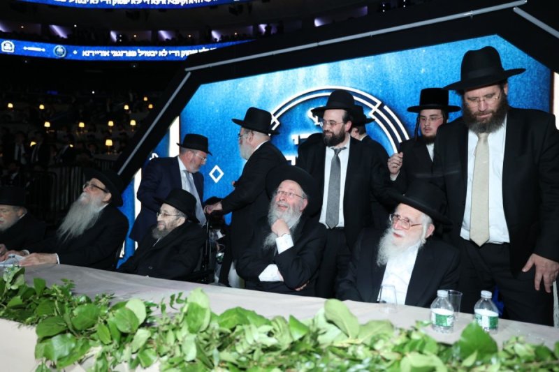 שמוליק קורלנסקי