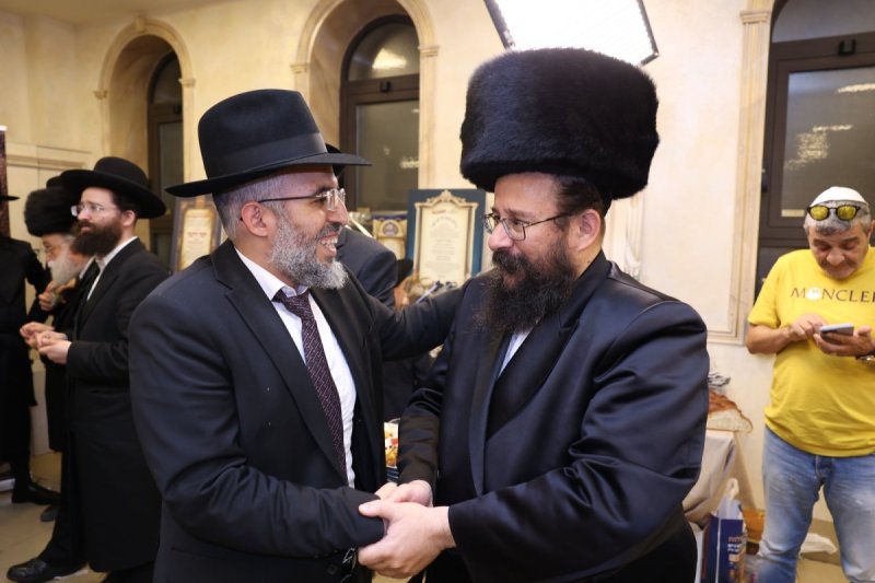 לוי עמית