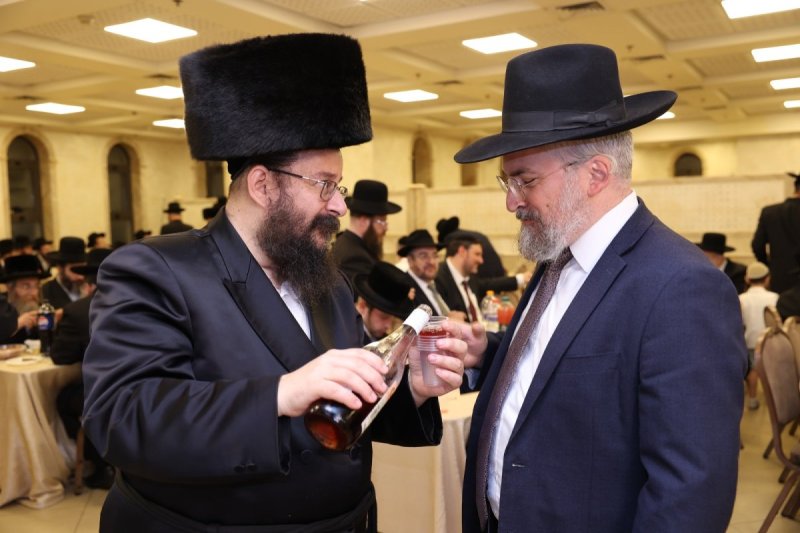 לוי עמית