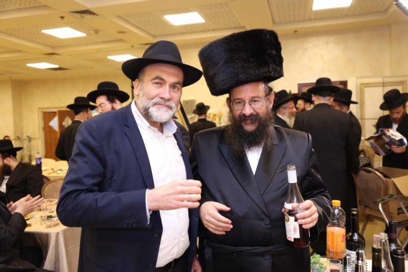 לוי עמית
