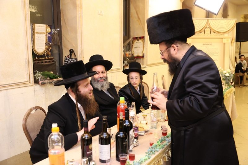 לוי עמית