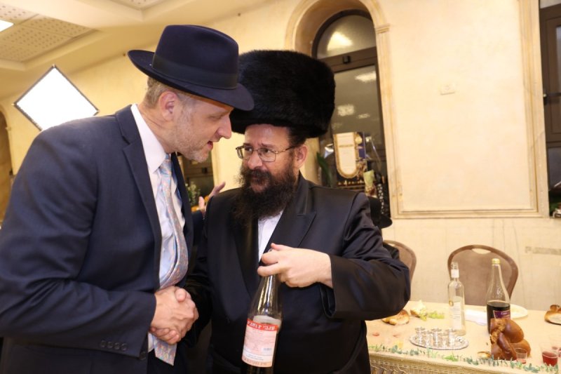 לוי עמית