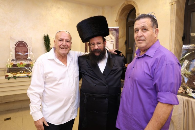 לוי עמית
