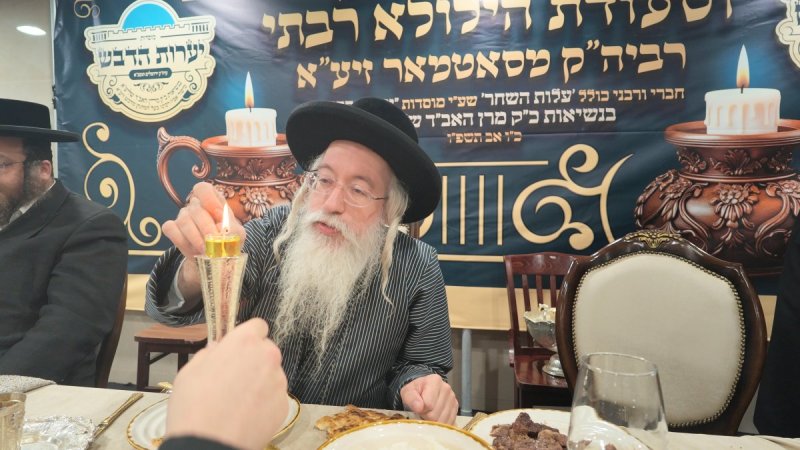 באדיבות המצלם