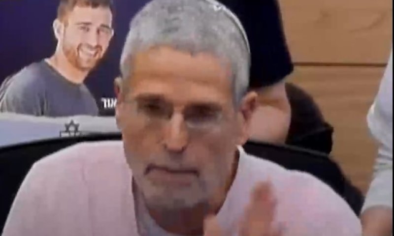 דוד החטוף בביקורת על אדלשטיין: "פתאום בנושא הגיוס הוא מתגלה כאריה"?