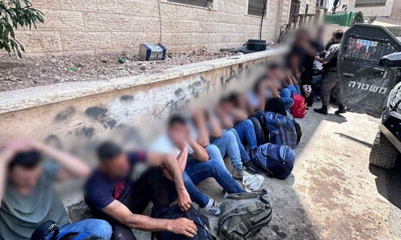 נעצרו 17 שוהים בלתי חוקיים בטנדר אחד כולל הנהג שהסיע אותם