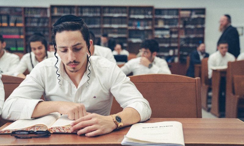 הדים רבים להגרלה הגדולה של ישיבת 'אחינו' לנערים בעלי תשובה