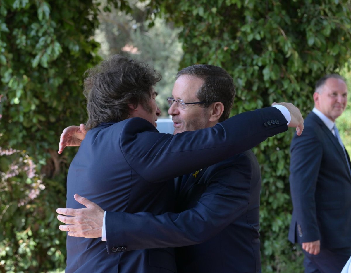 עמוס בן גרשום/לע״מ