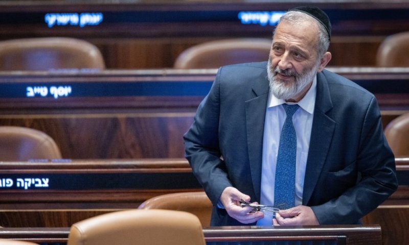אחרי שהודיעו על תמיכה בפיזור: העמימות בש"ס רגע לפני ההצבעה