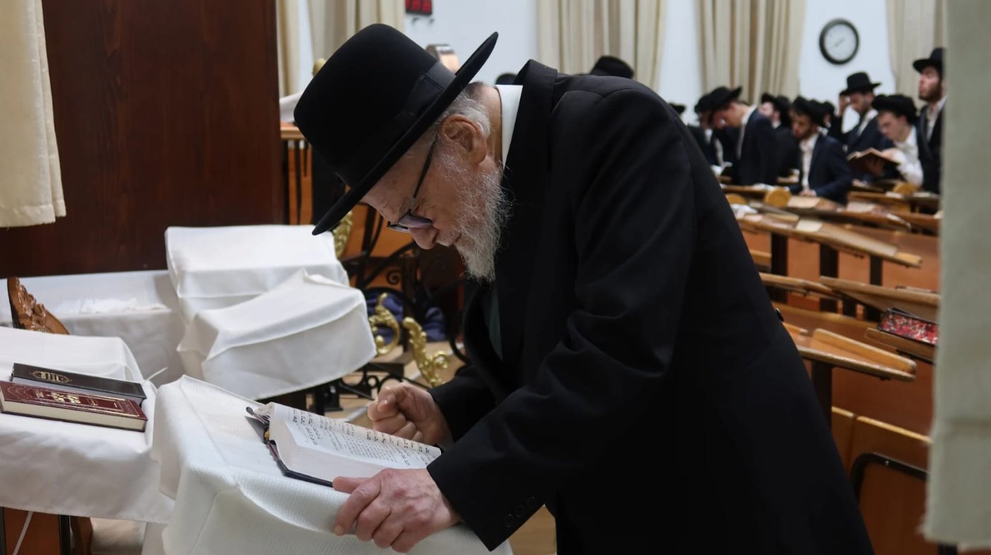 באדיבות המצלם