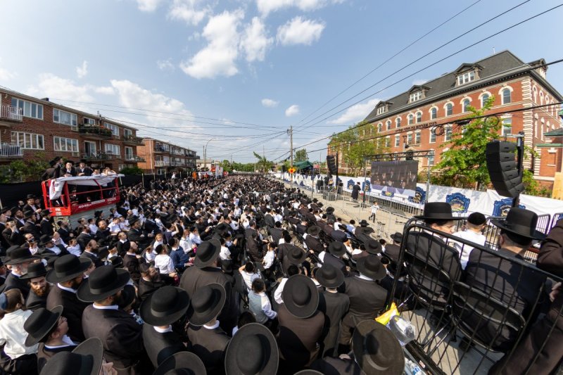 ארי פריינד ואייזיק י.