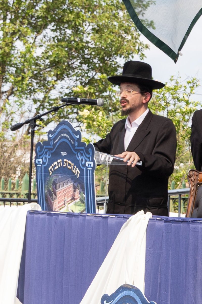 ארי פריינד ואייזיק י.