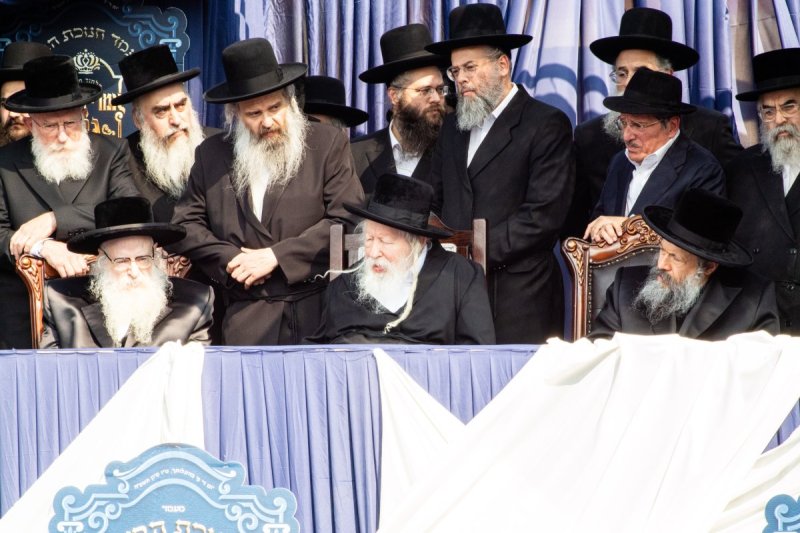 ארי פריינד ואייזיק י.