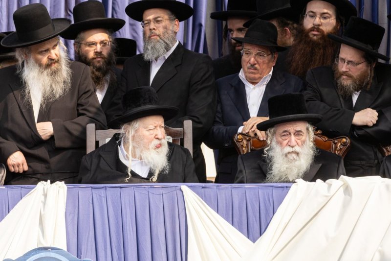 ארי פריינד ואייזיק י.