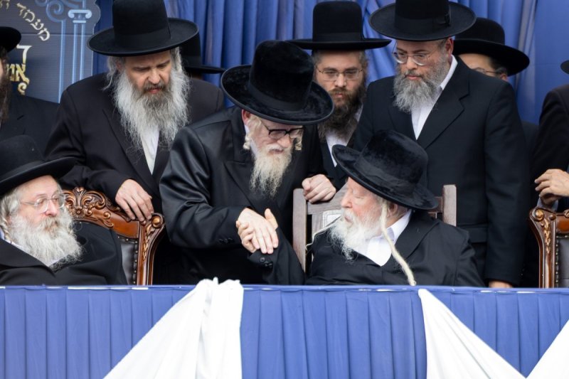 ארי פריינד ואייזיק י.