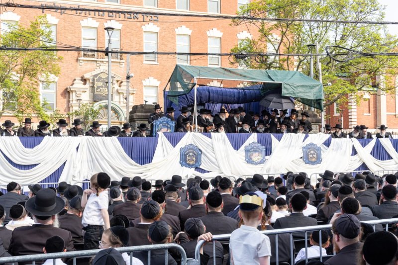 ארי פריינד ואייזיק י.