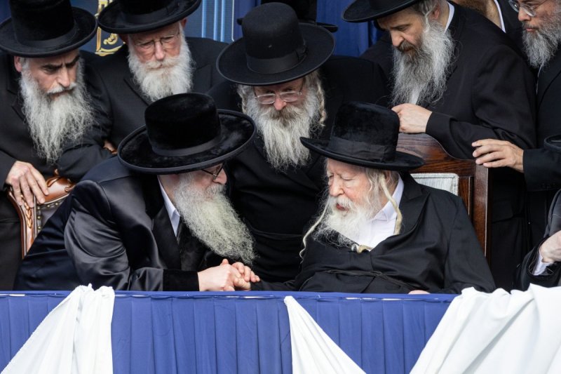 ארי פריינד ואייזיק י.