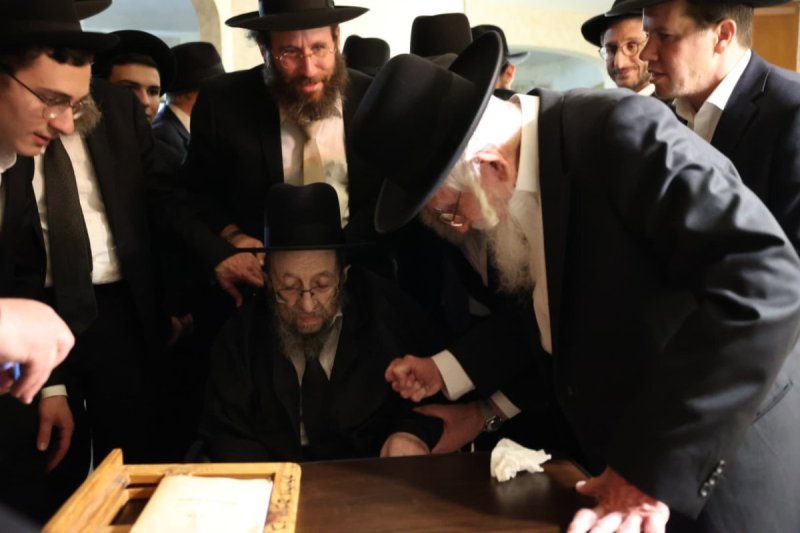 שמוליק קורלנסקי