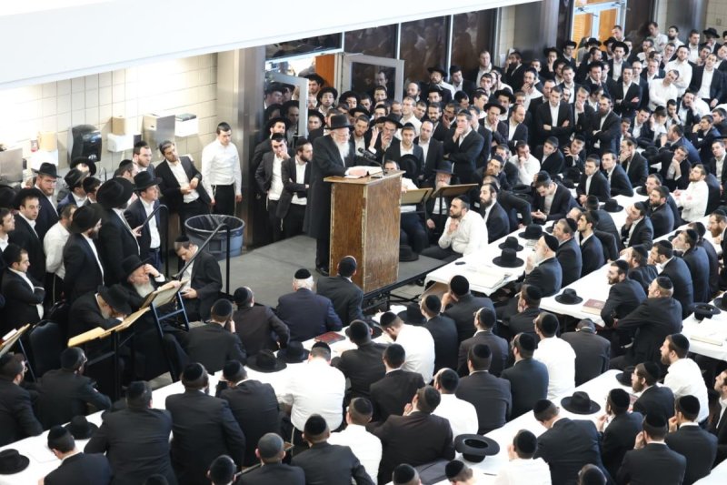 שמוליק קורלנסקי