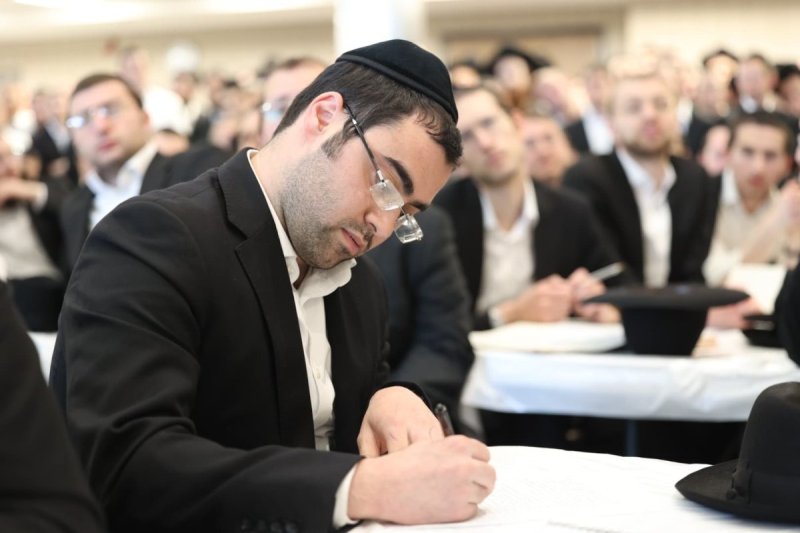 שמוליק קורלנסקי