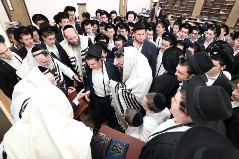 שמוליק קורלנסקי