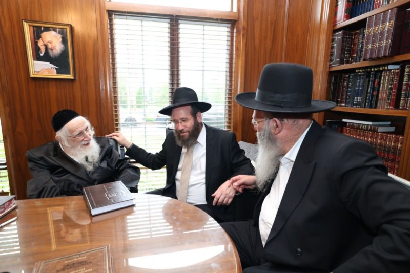 שמוליק קורלנסקי