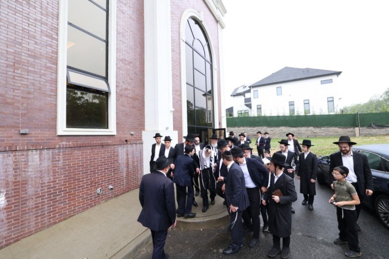 שמוליק קורלנסקי